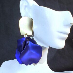 Paula B handmade lightweight petal earrings
